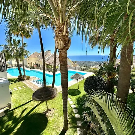 Los Monteros Dreams Apartment